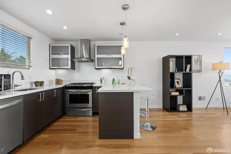 New York City Real Estate | View 827 Corbett Avenue, 301 | Listing | View 6
