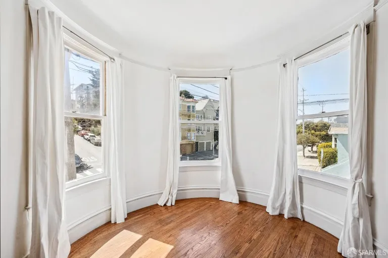 New York City Real Estate | View 1001 Castro | Listing | View 7