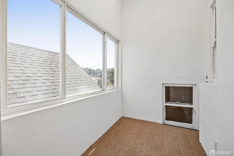 New York City Real Estate | View 1001 Castro | Listing | View 28