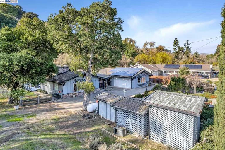 8160 Crow Canyon Rd, Castro Valley, CA 94552 Property for sale