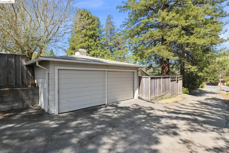 5556 San Pablo Dam Rd, El Sobrante, CA 94803 Property for sale