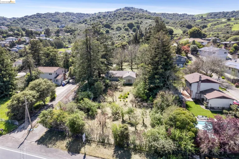 5556 San Pablo Dam Rd, El Sobrante, CA 94803 Property for sale