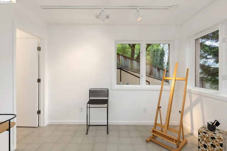 New York City Real Estate | View 287 Sheridan Rd | Listing | View 34