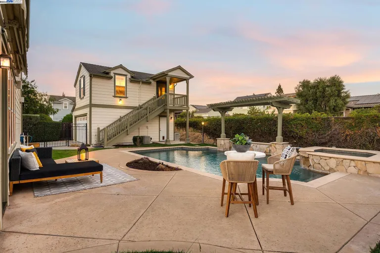 2698 Calistoga Ct, Livermore, CA 94550 Property for sale