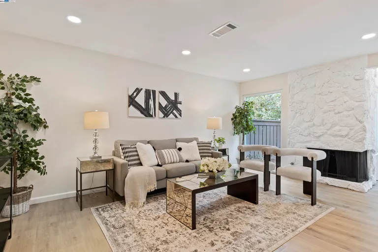 5436 Black Ave, Pleasanton, CA 94566 Property for sale