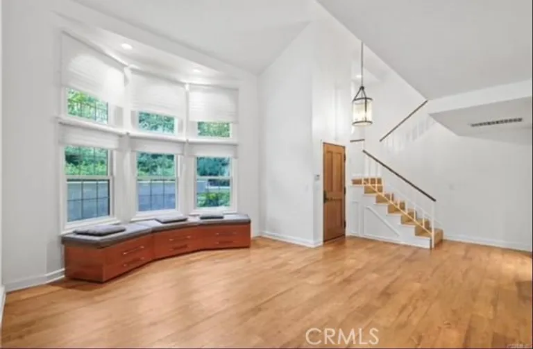 5194 Legacy Court, Woodland Hills (los Angeles), CA 91364 Property for sale