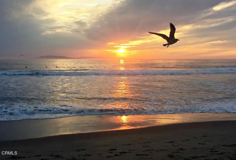 516 Ocean Drive, Oxnard, CA 93035 Property for sale