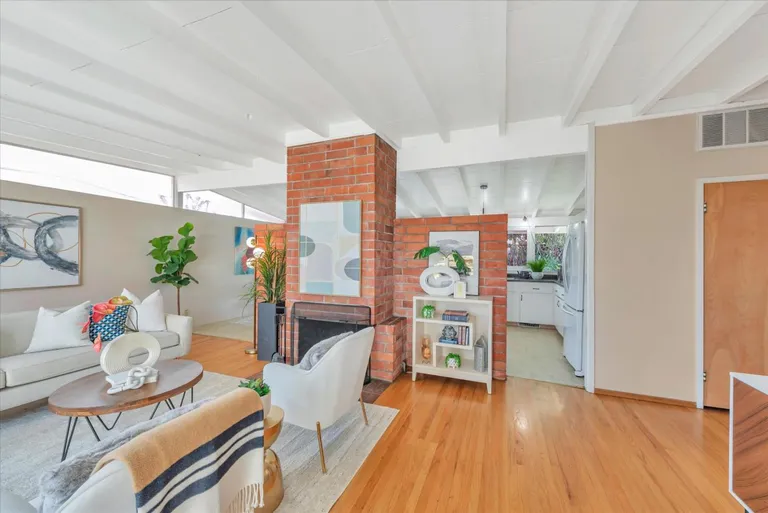 New York City Real Estate | View 226 Thompson Avenue | Listing | View 8