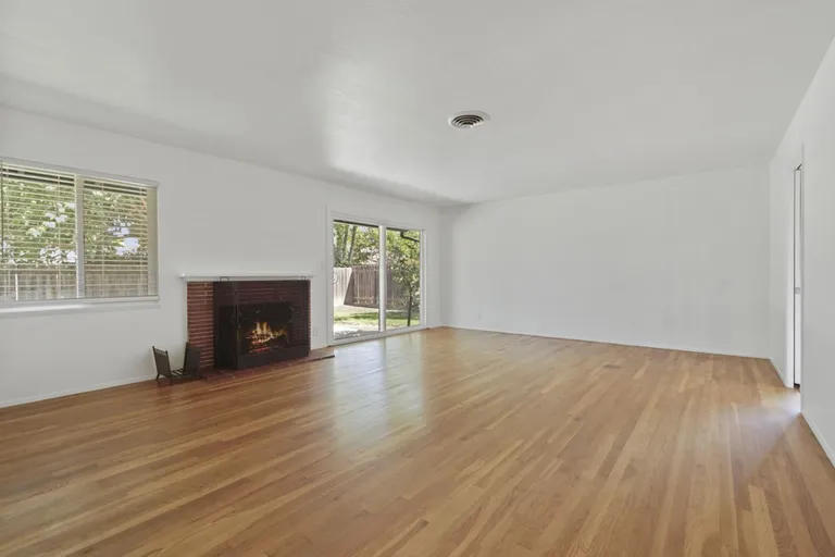 307 East Benjamin Holt Drive, Stockton, CA 95207 Property for sale