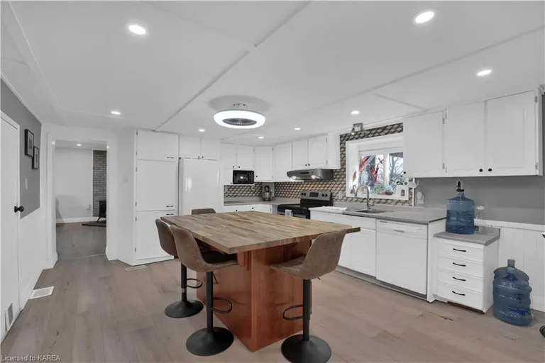 1933 Eden Grove Road, Gananoque Property for sale