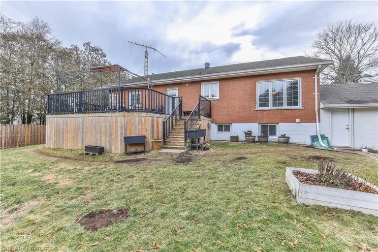 949 Midletonnwal Tline Road, Courtland Property for sale