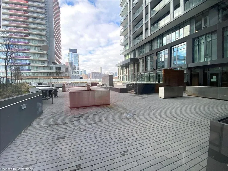 Ontario Real Estate | View 48 Power, 1802 | Listing | View 41