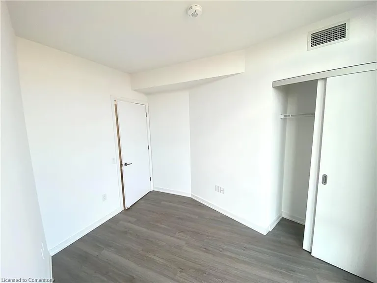 Ontario Real Estate | View 48 Power, 1802 | Listing | View 26