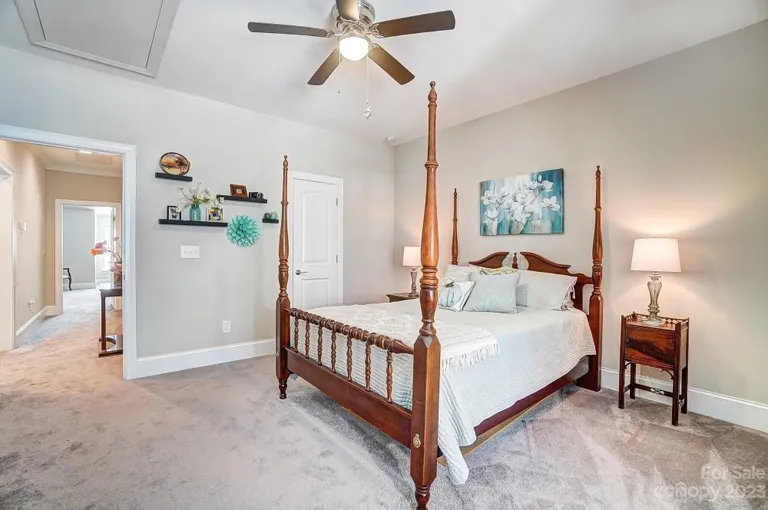 5107 Waldron Meadow Drive, Charlotte, NC 28226 Property for sale