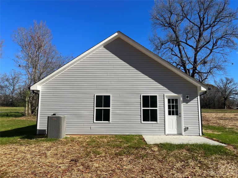 318 E Henderson Street, East Spencer, NC 28144 Property for sale