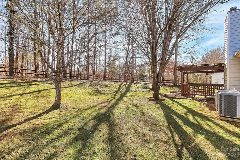 13006 Peacock Lane, Charlotte, NC 28215 Property for sale