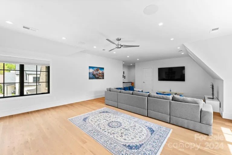 New York City Real Estate | View 2103 Cortelyou Road | Listing | View 32