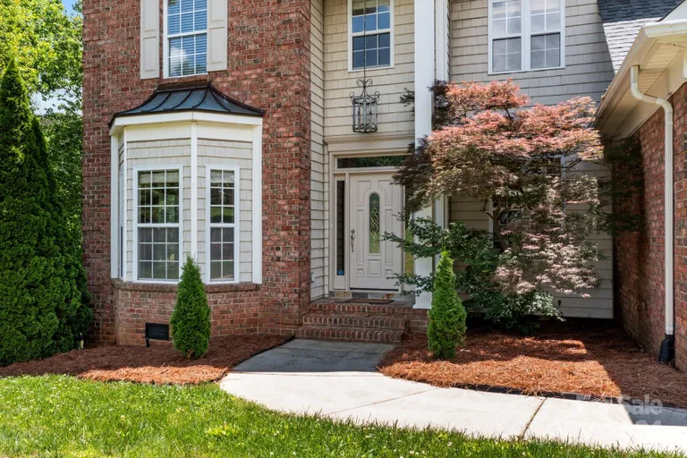 115 Mariner Pointe, Mooresville, NC 28117 Property for sale