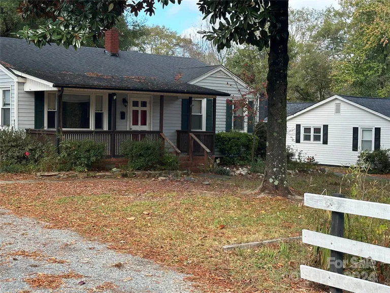 27 SW Barbee Concord NC 28027 Property for sale