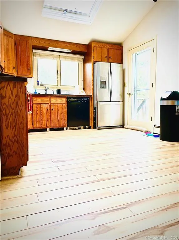 38 Drumlin Road, Westport, CT 06880 Property for sale