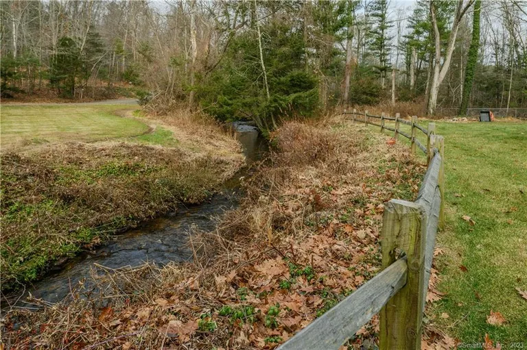 229 Beaver Meadow Road, Haddam, CT 06438 Property for sale