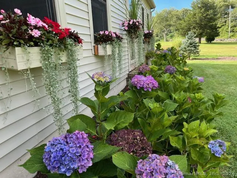 458 Greenhaven Road, Stonington, CT 06379 Property for sale