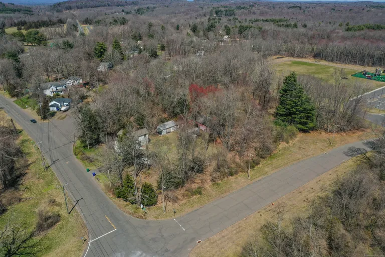 434 Tunxis Avenue, Bloomfield, CT 06002 Property for sale