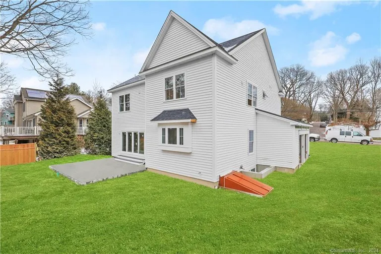 111 Adley Road, Fairfield, CT 06825 Property for sale