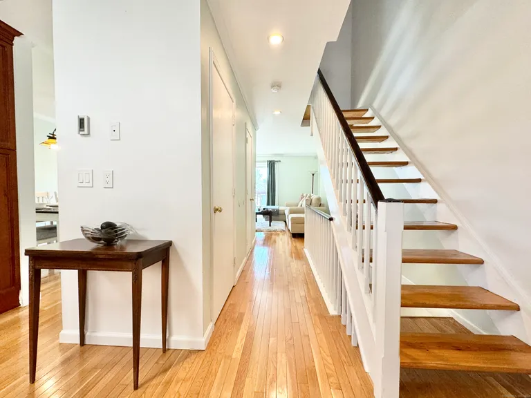 New York City Real Estate | View 146 Cold Spring Road, 12 | Listing | View 8