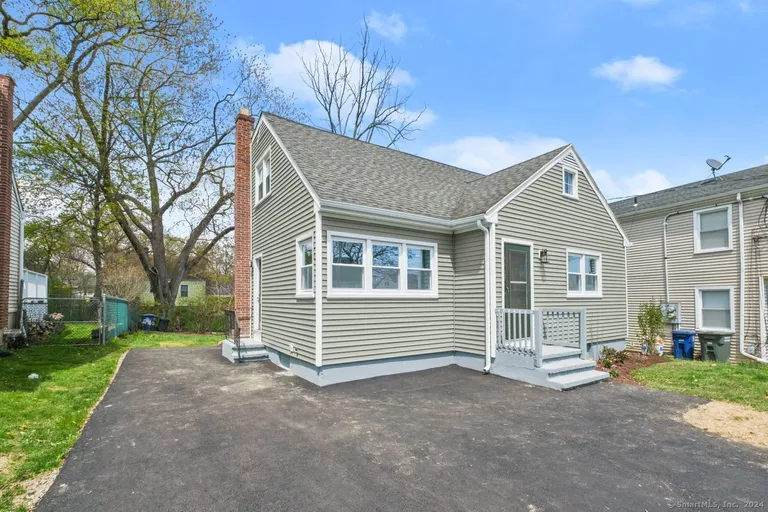 246 Ruth Street, Bridgeport, CT 06606 Property for sale