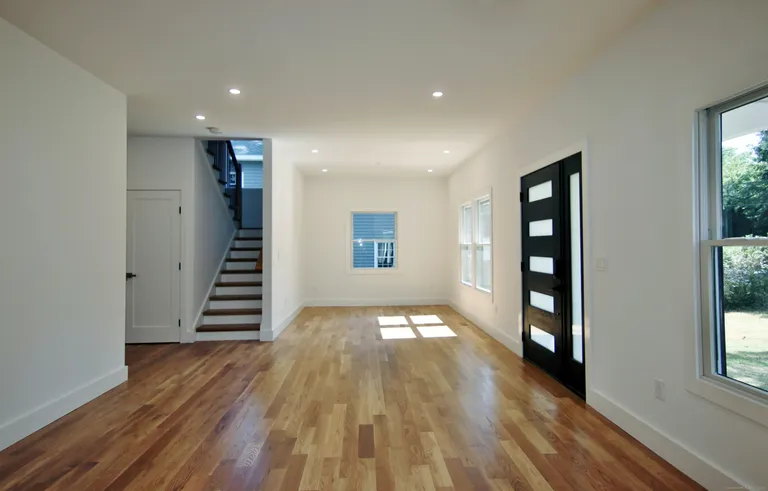 New York City Real Estate | View 17 Maple | Listing | View 5