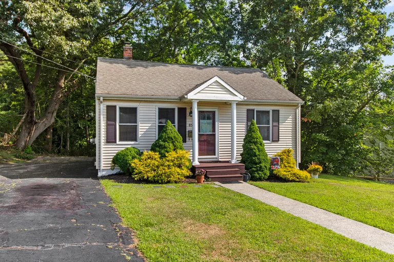 85 Cherry Lane, West Haven, CT 06516 Property for sale