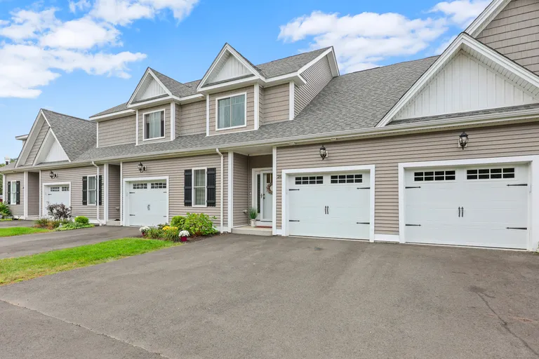 26 South Lakeside 26, Orange, CT 06477 Property for sale