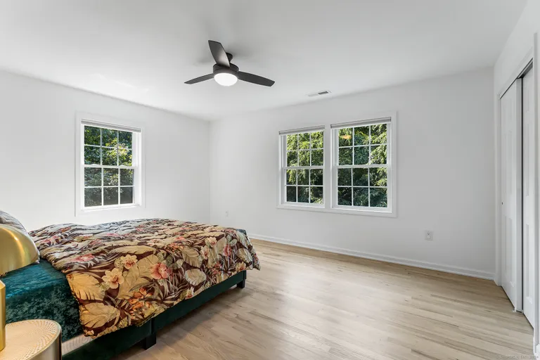 32 Lakewood, Madison, CT 06443 Property for sale