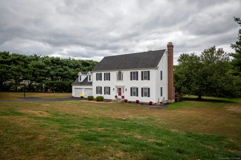 23 Olander, Middletown, CT 06457 Property for sale