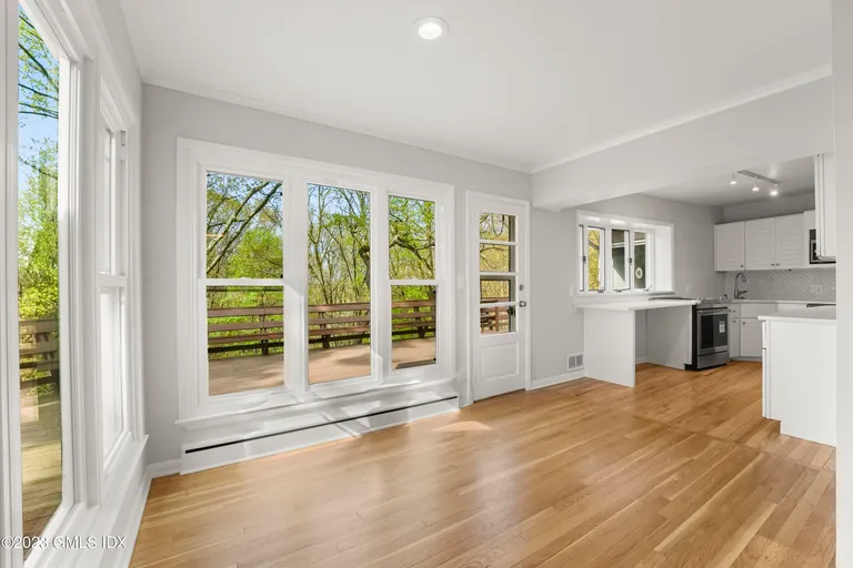 New York City Real Estate | View 15 Pleasant View Place | Listing | View 6