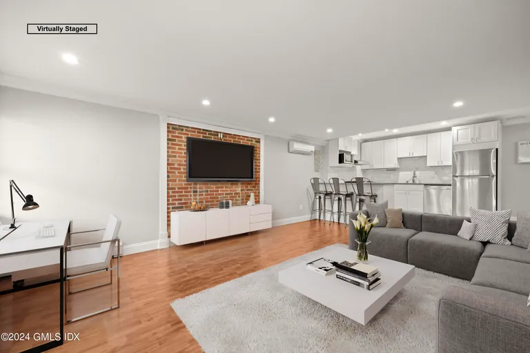 New York City Real Estate | View 39 Cos Cob Avenue, 1 | 1 Bed, 2 Baths | View 1