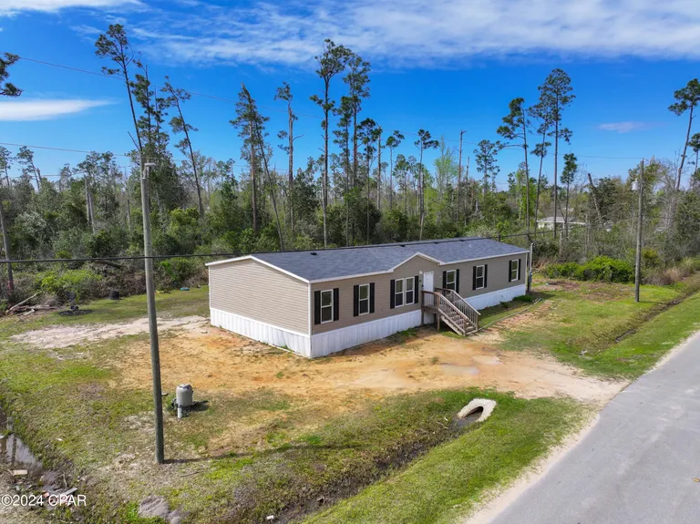 18109 Center, Fountain, FL 32438 Property for sale