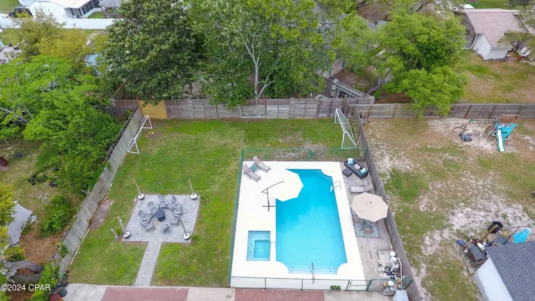 New York City Real Estate | View 7908 N Lagoon Drive | Listing | View 6