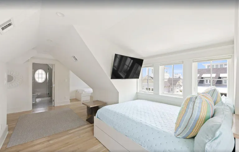 New York City Real Estate | View 10 Rainer Lane | Listing | View 31