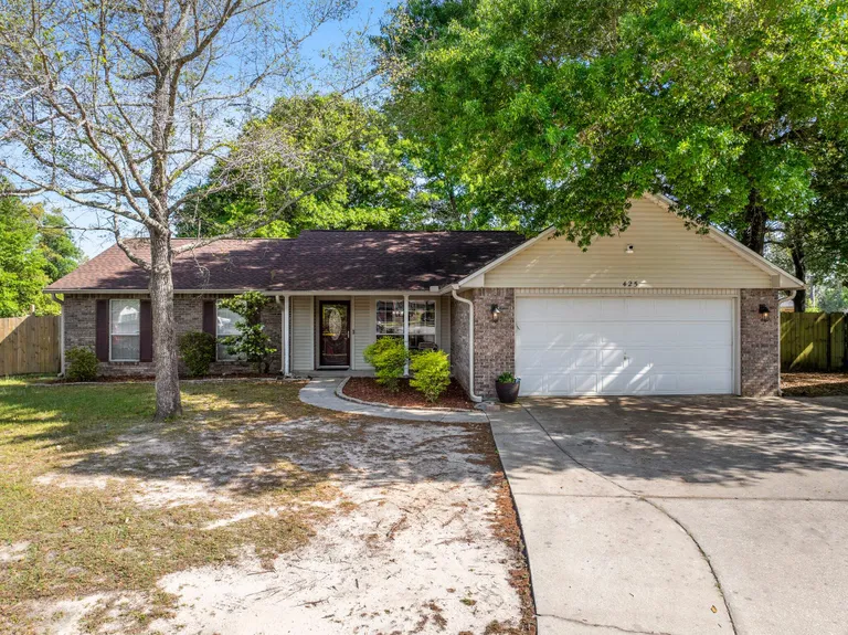 425 Whirlaway Court Crestview FL 32539 Property for sale