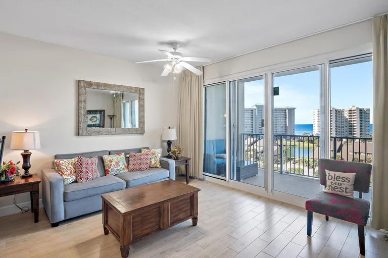 New York City Real Estate | View 122 Seascape Blvd, 705 | Listing | View 3