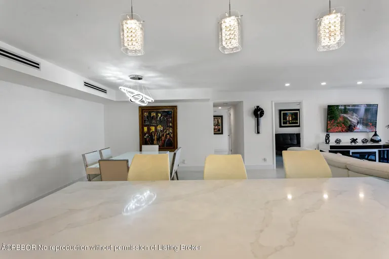 New York City Real Estate | View 2860 S Ocean Boulevard, 512 | Listing | View 5