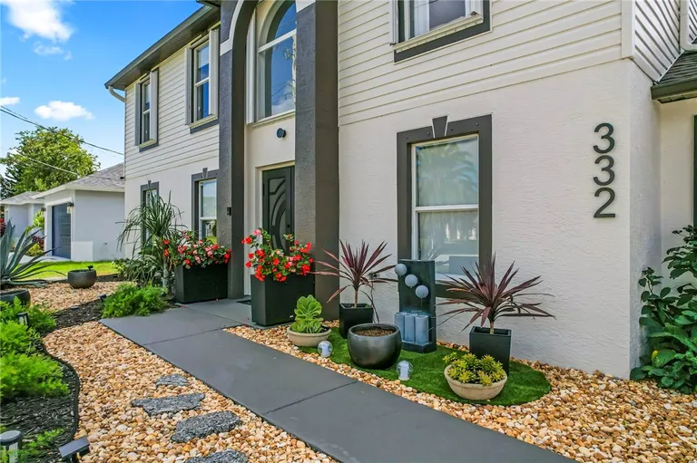 332 SW Lakehurst Drive, Slc West Of Ir, FL 34983 Property for sale