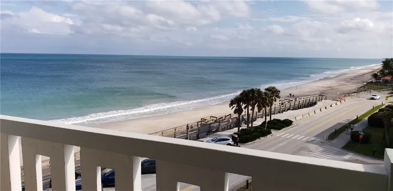 New York City Real Estate | View 4049 Ocean Dr Drive, 507 | 2 Beds, 2 Baths | View 1