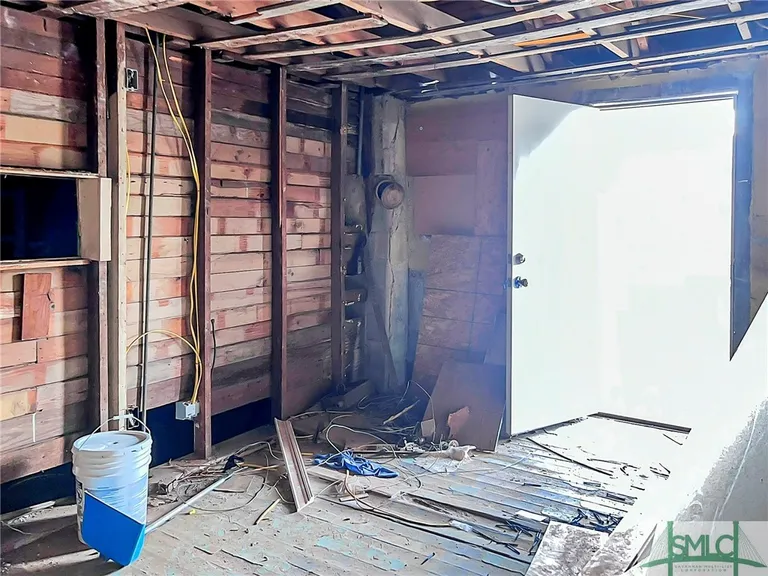 212 W Lathrop Avenue, Savannah, GA 31415 Property for sale