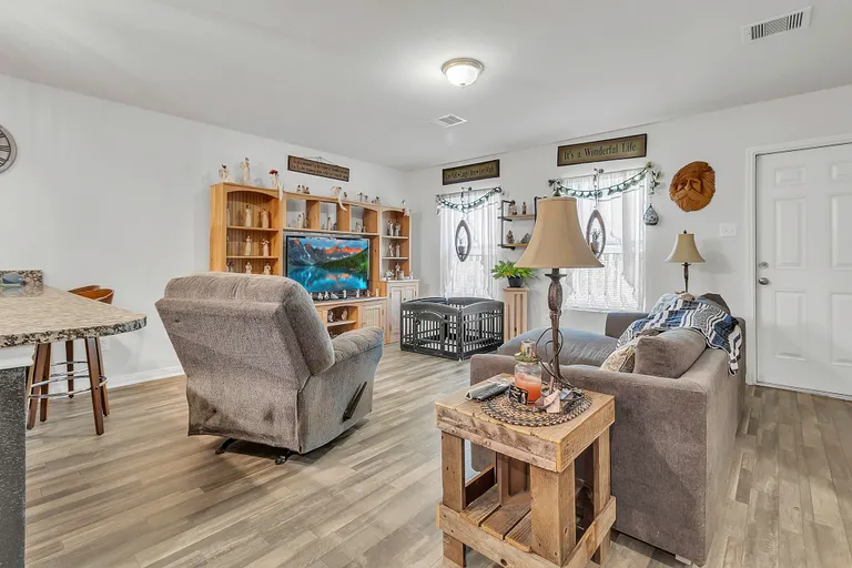 The Woodlands Real Estate | View 193 Hollow Oak | Listing | View 7