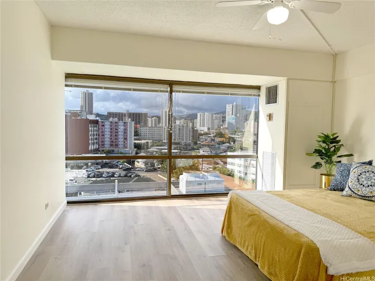 New York City Real Estate | View 1750 Kalakaua, 901 | 1 Bath | View 1