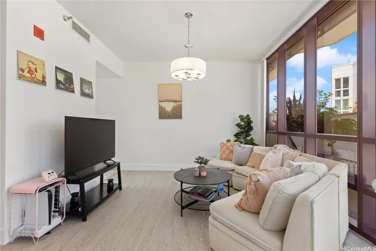 New York City Real Estate | View 725 Kapiolani Boulevard, 612 | Listing | View 5