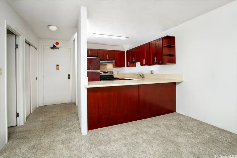 New York City Real Estate | View 1255 Nuuanu Avenue, E1908 | Listing | View 4